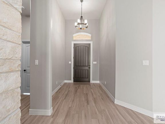 5th image of 4302 Claude Ln
