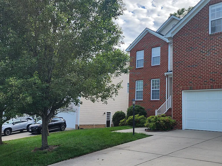 2608 Water Race Ct — Photo 3