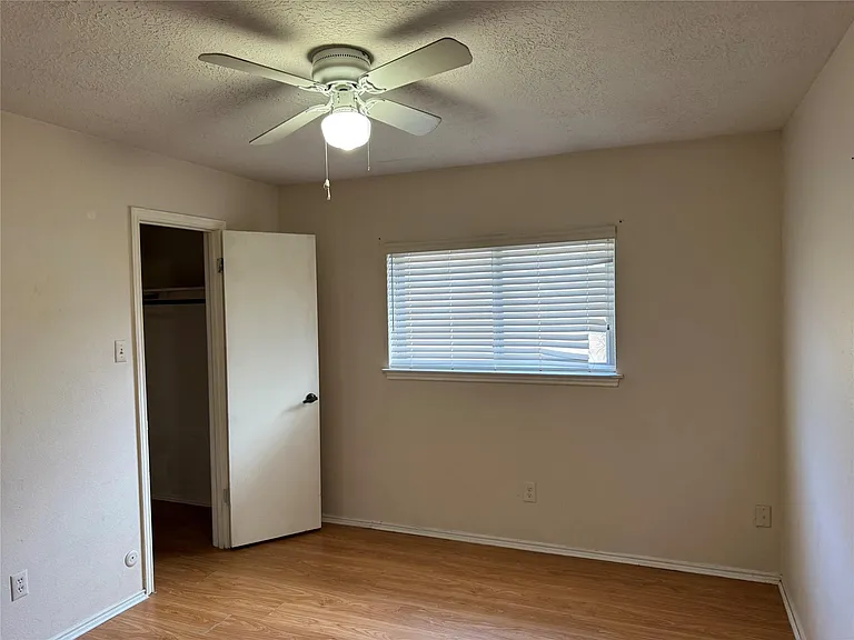 13123 Chipman Glen Dr — Photo 20