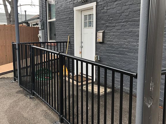 2nd image of 509 W 3rd Ave