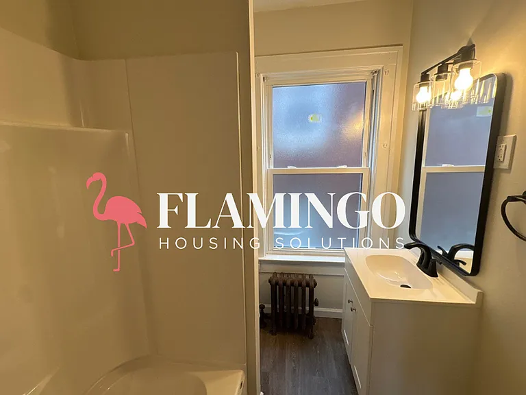 303 Lexington Ave — Photo 4