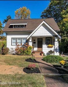 22 Balloch Place, Red Bank, NJ, 07701