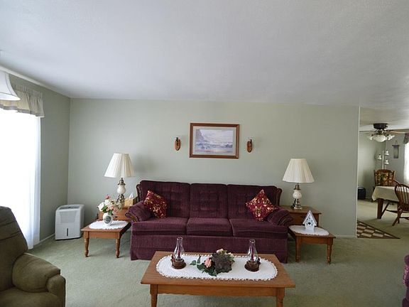 5th image of 6743 Emerald Ave