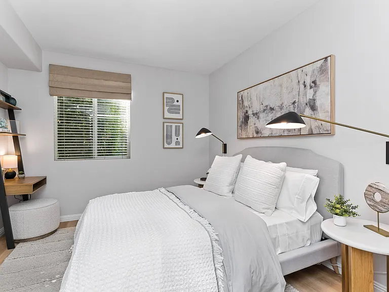 Atrio Burbank Apartments — Photo 41