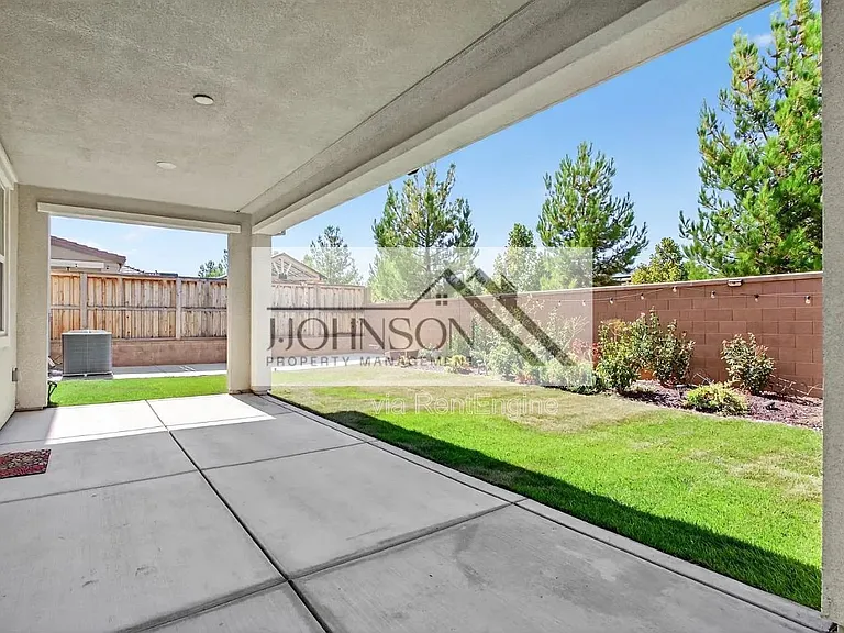 6640 Silverleaf Ct — Photo 13