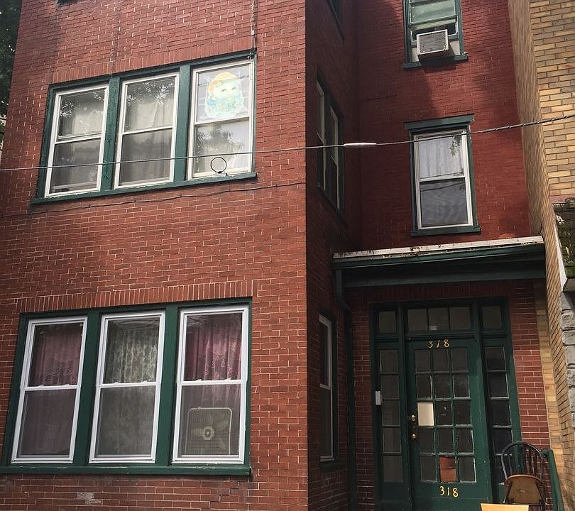 2nd image of 318 N Duke St APT 4
