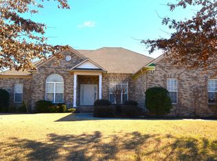 6803 Laura Brooke Dr SE, Owens Cross Roads, AL 35763