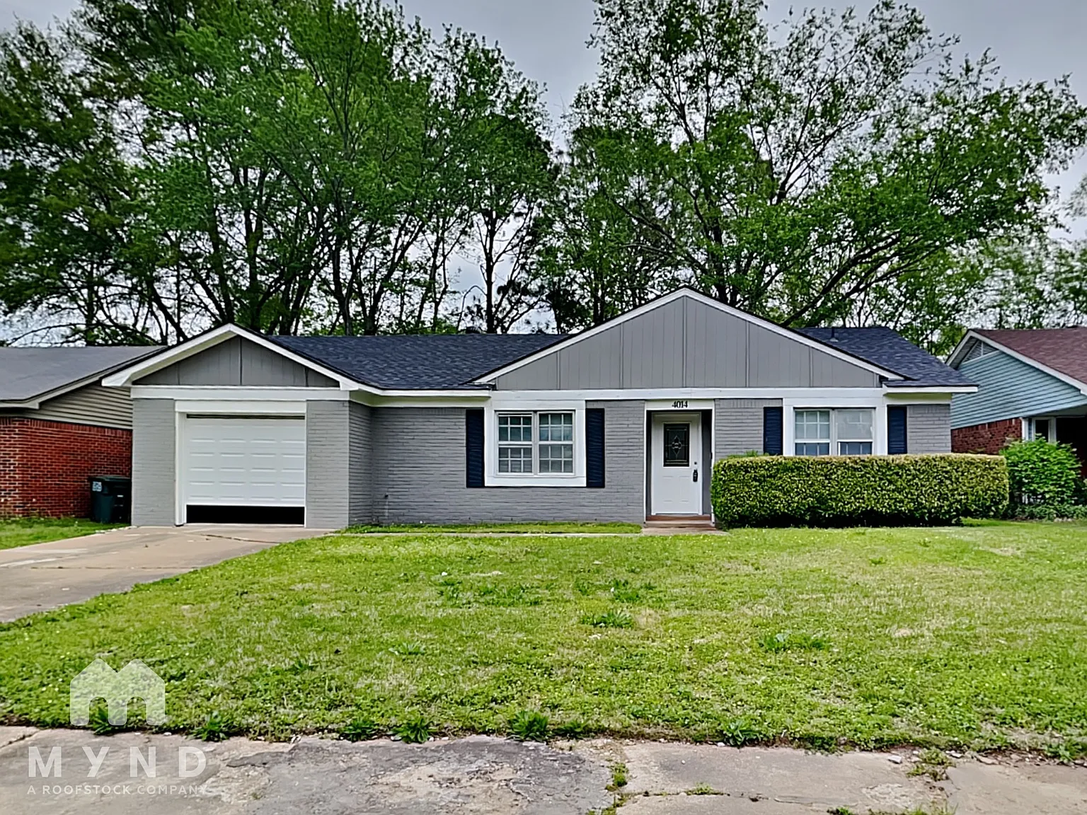 3 bed, 2.0 bath, 1524 sqft, $1,405 — Photo 1