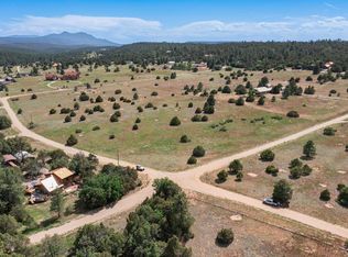 25 Mockingbird Hill Rd, Tijeras, NM 87059