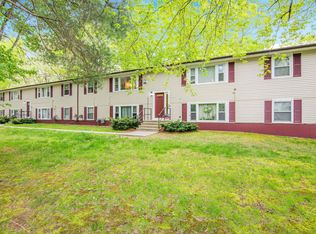 78 Sand Hill Rd #30, Essex Junction, VT 05452