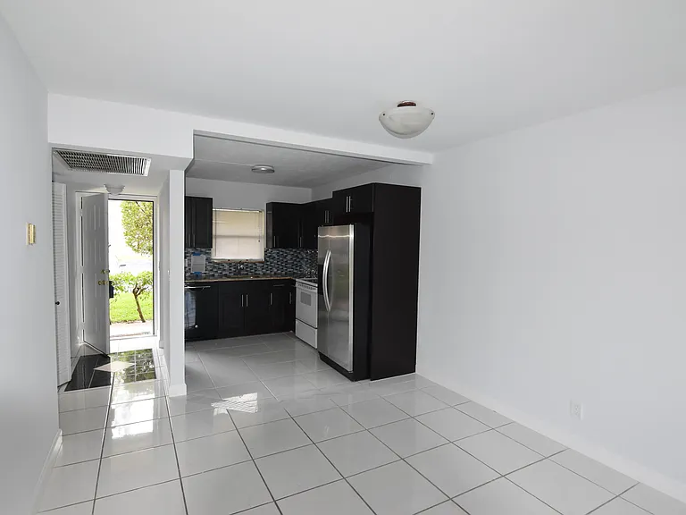 21895 Lake Forest Cir #102 — Photo 4
