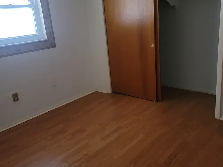 3428 Cincinnati Dr — Photo 9
