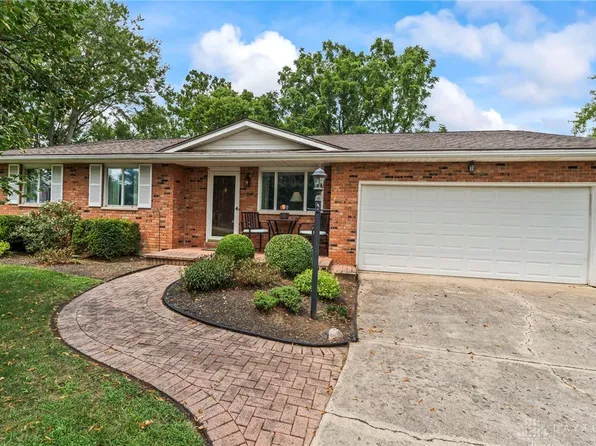 35 Nancy Pl, Germantown, OH 45327