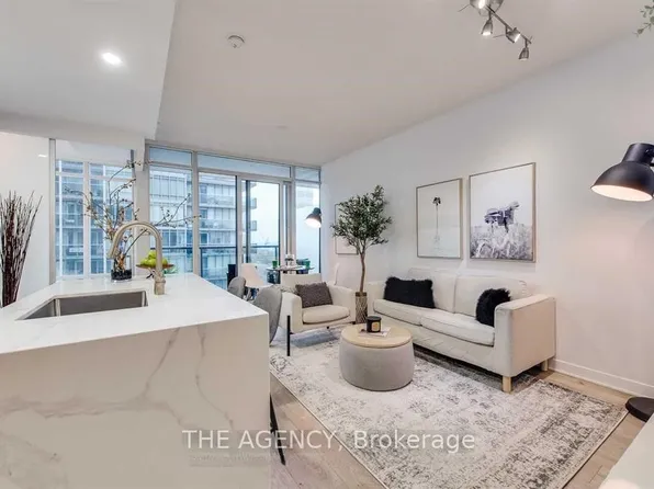 88 Park Lawn Rd #1510, Toronto, ON M8Y 0B5