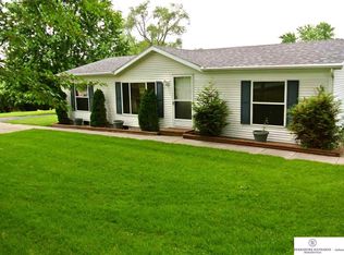 2808 Childs Rd W, Bellevue, NE 68147