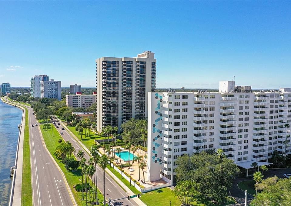1st image of 2401 BAYSHORE BOULEVARD #1109