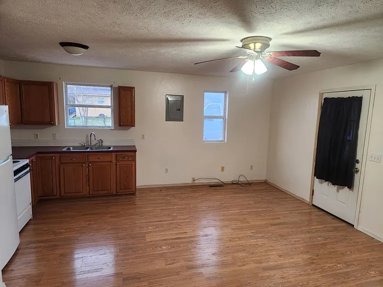 505 Ward St #1 — Photo 1