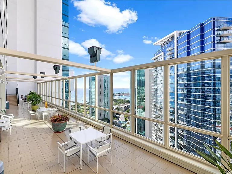 88 Piikoi St #3907F — Photo 32