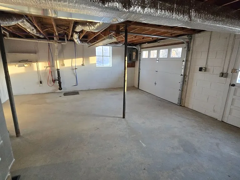 375 Fairfield Dr — Photo 35