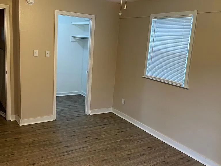 309 Macklyn St — Photo 31