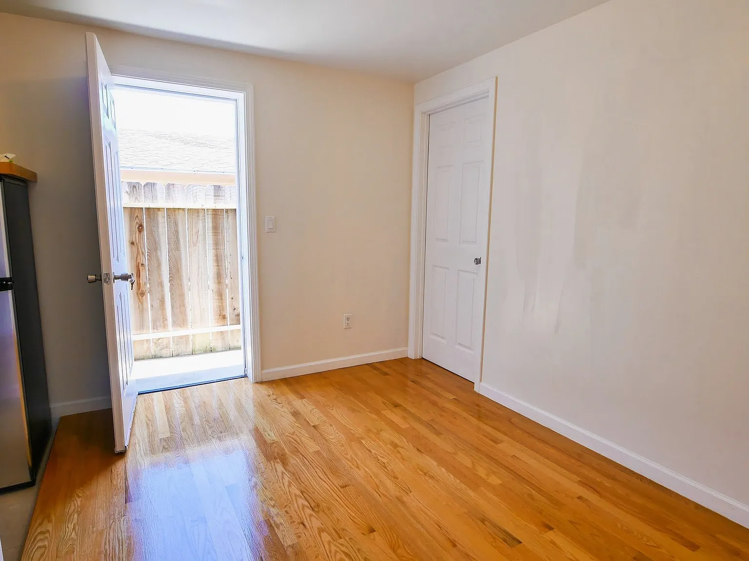 1 bed, $1,900 — Photo 3
