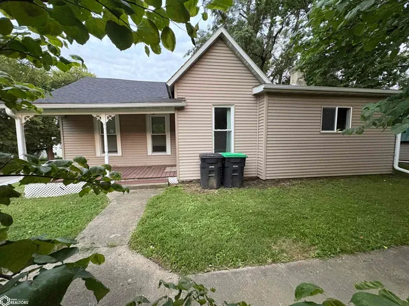 606 Broad St, Keosauqua, IA 52565
