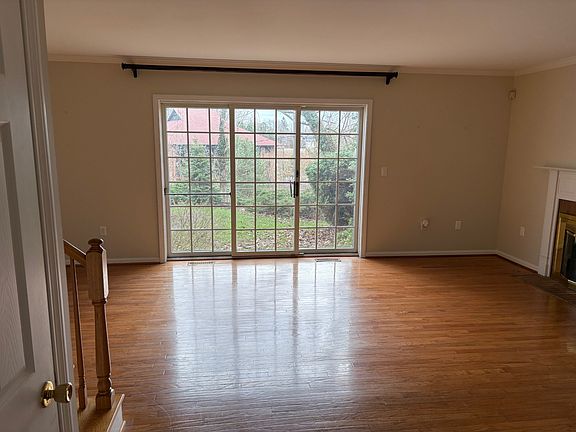 4th image of 1351 Top Rd #1