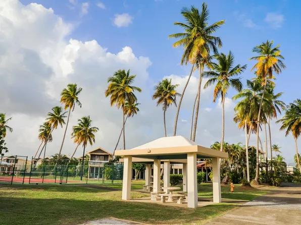 26 Barrio Las Palmas, Arroyo, PR 00714