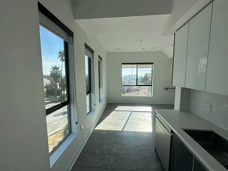 519 N Normandie Ave #1 — Photo 5