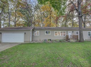 703 W Main St, Mahomet, IL 61853