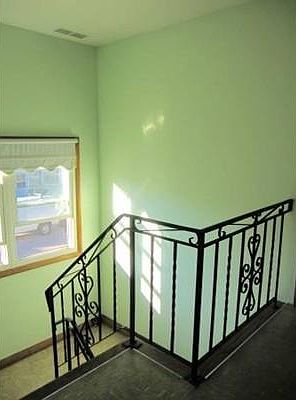 5th image of 55 Kendall St APT 5