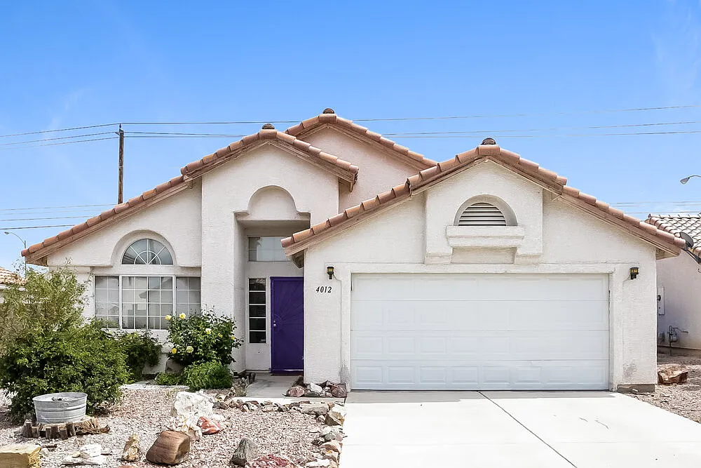 3 bed, 2.0 bath, 1513 sqft, $3,240 — Photo 1