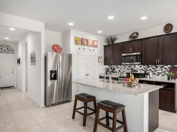 18644 N DESERT WILLOW Drive, Maricopa, AZ 85138