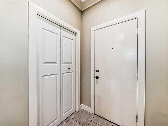 2nd image of 323 N 13th Ave SW #101