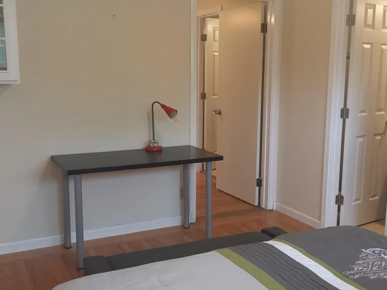357 Hawthorne Ave #C — Photo 14