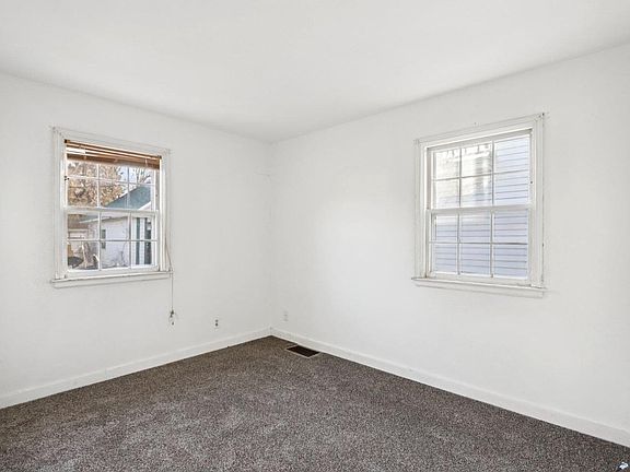 2nd image of 2617 Hoard Street