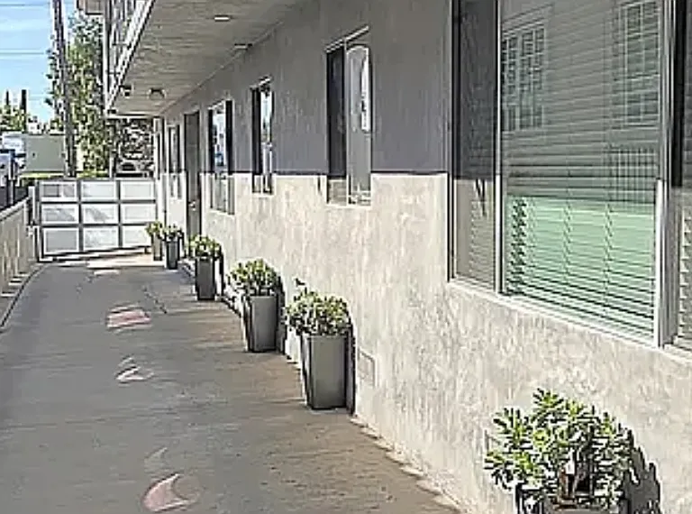 866 Hilldale Ave #6 — Photo 6