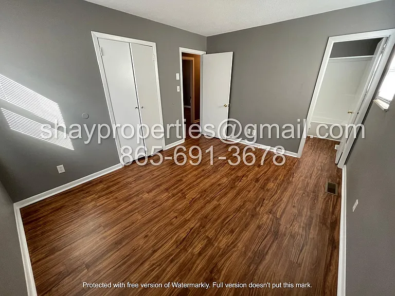 8220 Fallen Rock Dr — Photo 13