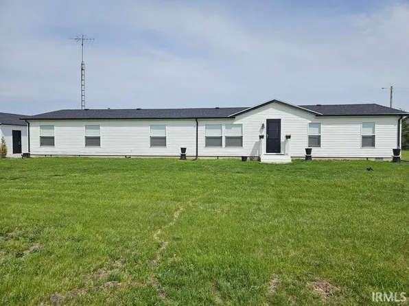6570 S 1100th Rd W, Francesville, IN 47946