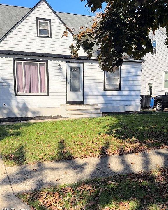 1st image of 12706 Brighton Ave