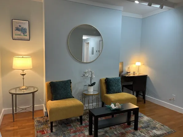 4 Commonwealth Ct APT 6D, Brighton, MA 02135