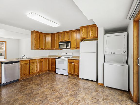 2nd image of 414 Ramesh Ave