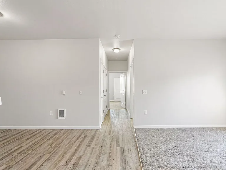 Howard Commons — Photo 23