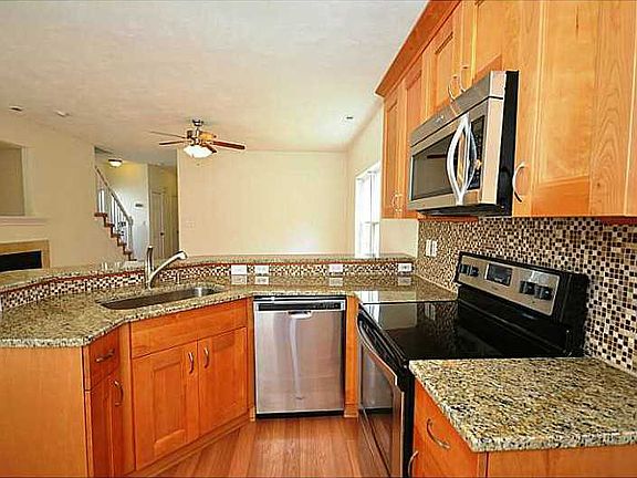 2nd image of 714 Norfolk Ave