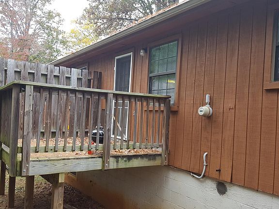 3rd image of 1068B River Oak Dr