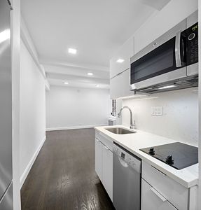25 Tudor City Pl APT 1607, New York, NY, 10017