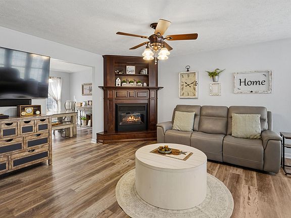5th image of 14715 Followell Dr