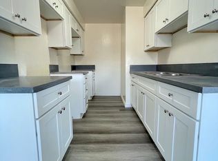 8070 Langdon Ave, Van Nuys, CA 91406