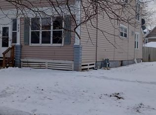 992 Reaney Ave, Saint Paul, MN 55106