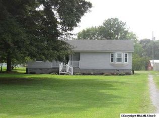 207 Maple Cir, Hartselle, AL 35640